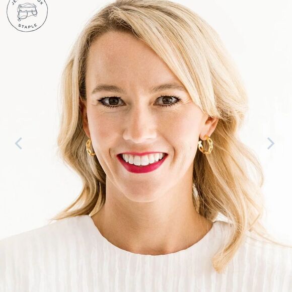 Mini Gold Hoop Earrings SUSAN SHAW - Picture 4 of 6